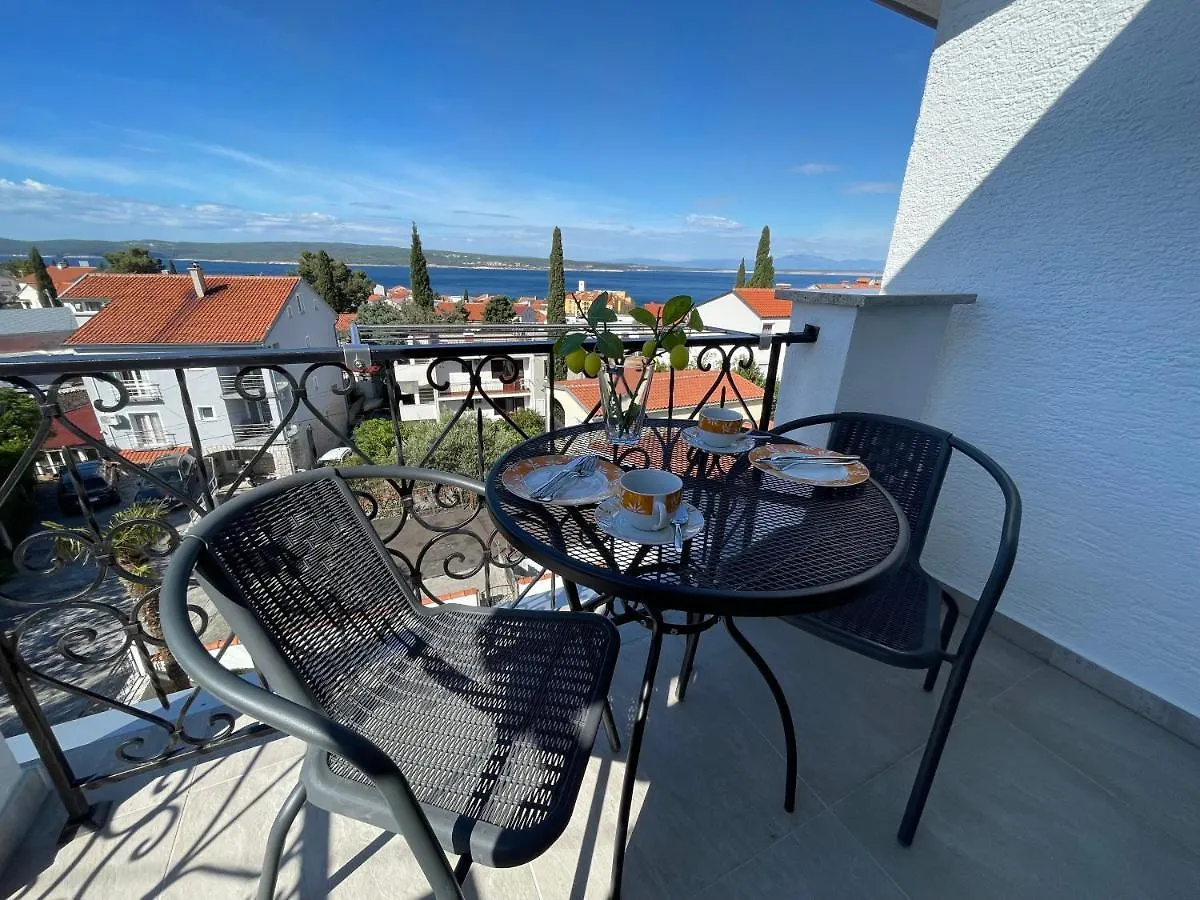 Apartment Vila Sabrina Selce